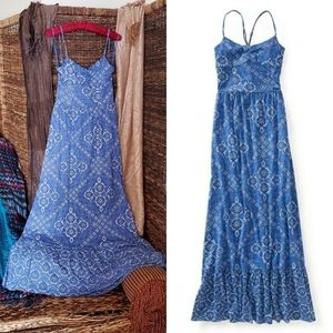 💙Aeropostale Bohemian Blue Paisley Maxi Dress